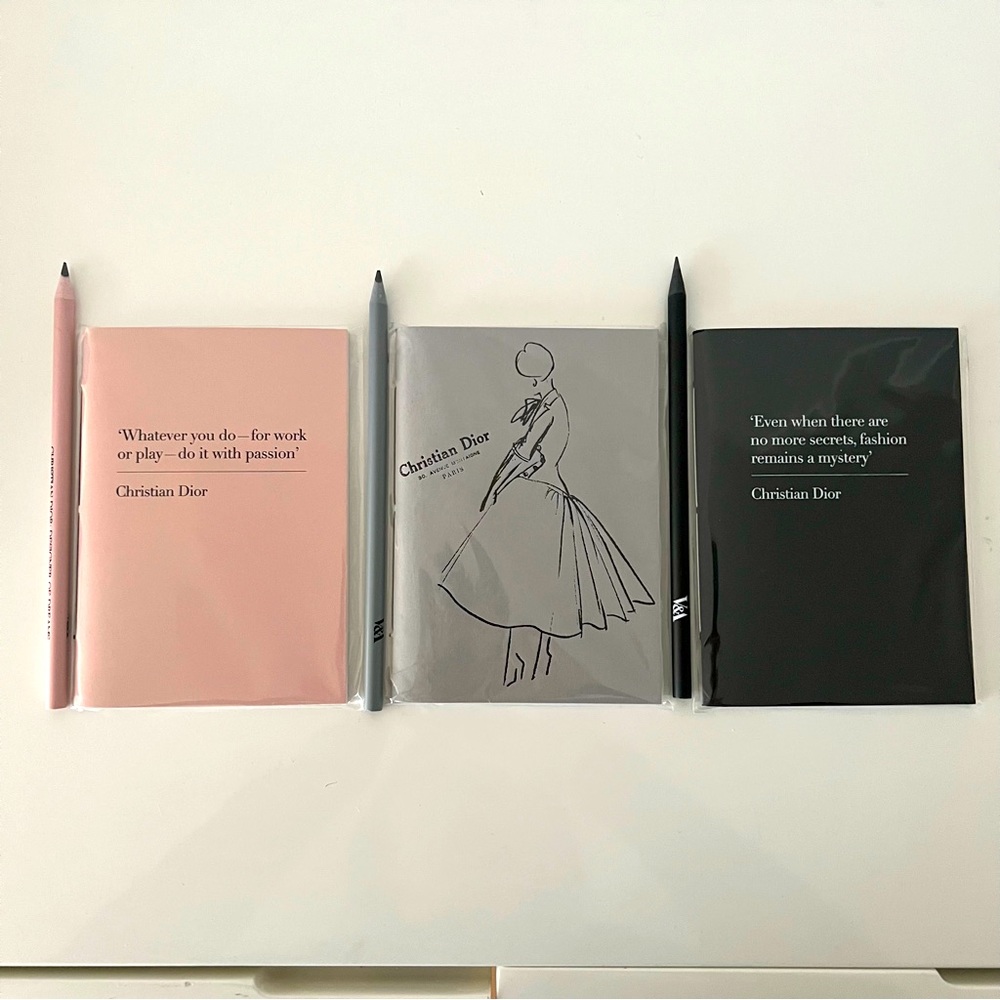 Christian Dior 3xNotebooks & 3xPencils V&A Museum Designer of Dreams Exhibition